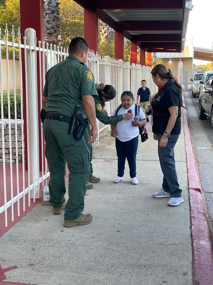 US Border Patrol Welcomes Students